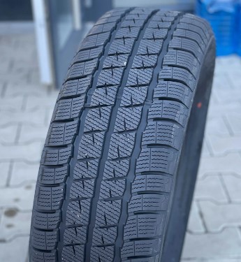 Anvelope Iarna 195/75 R16 Sunny NW103 107/105T cauciucuri